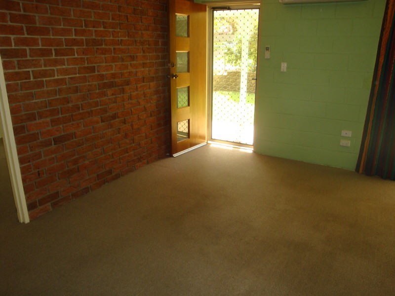 42 Kundart street, Coes Creek QLD 4560