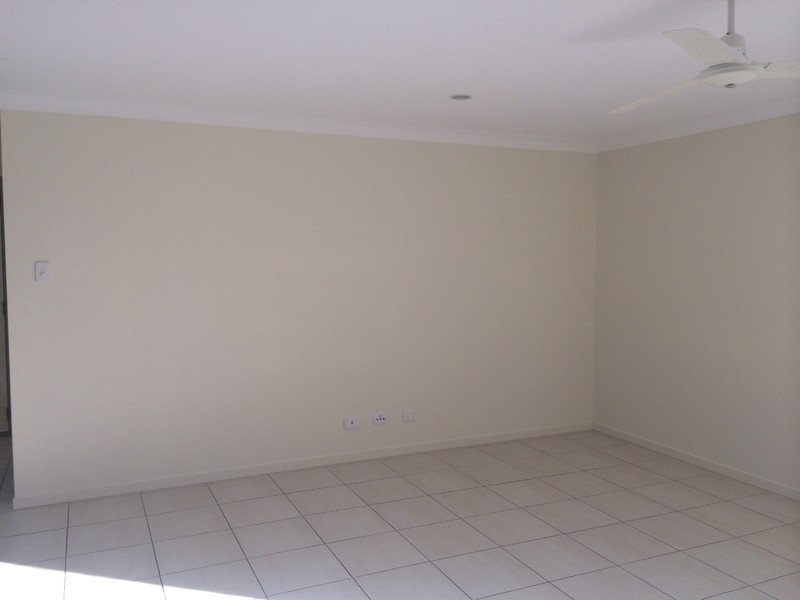 52 Newport Parade, Blacks Beach QLD 4740