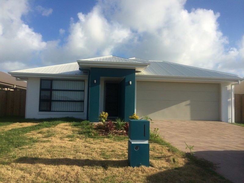 50 Donovan Street, Blacks Beach QLD 4740