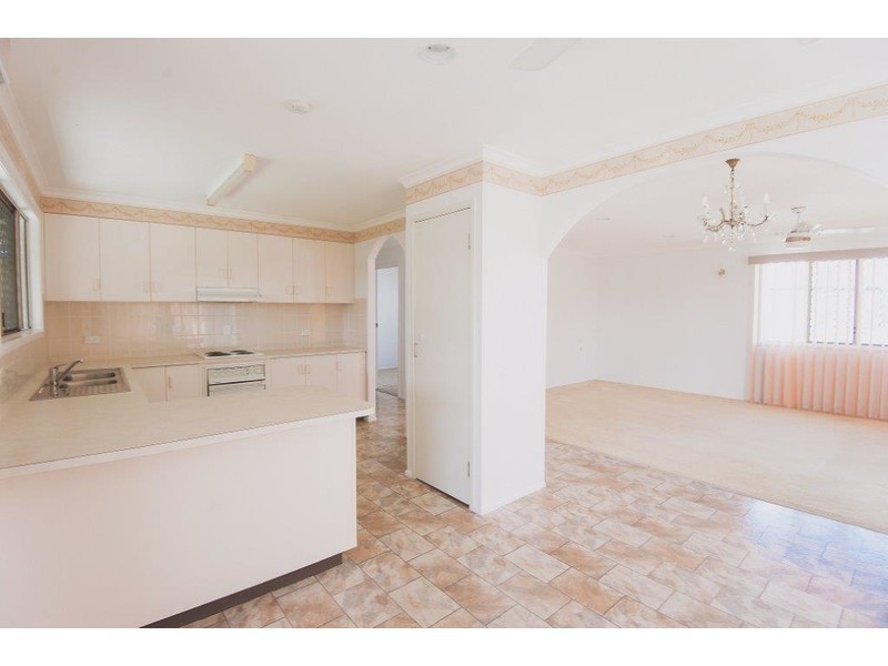 16 Bucas Drive, Bucasia QLD 4750