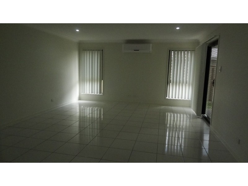 25 Warilla View, Blacks Beach QLD 4740