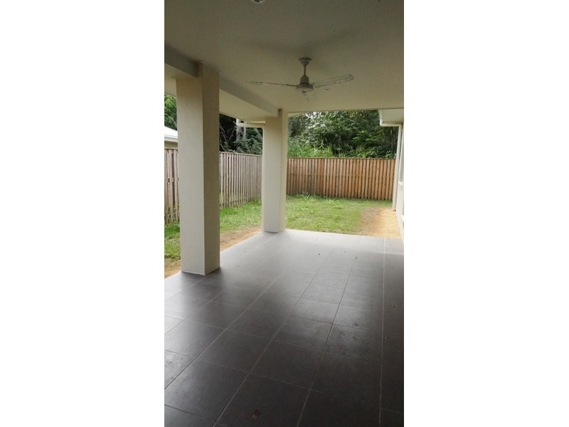 25 Warilla View, Blacks Beach QLD 4740