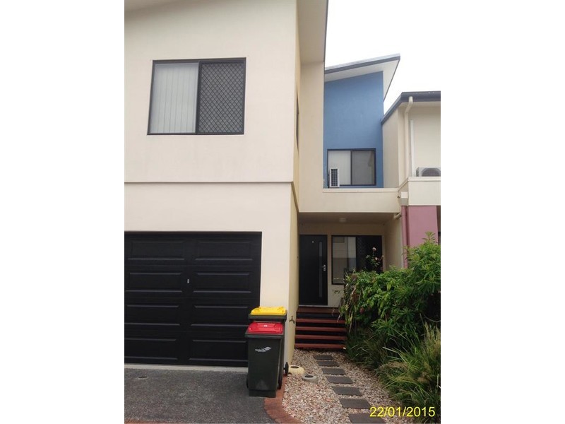 2/5 Mary Street, Caboolture QLD 4510