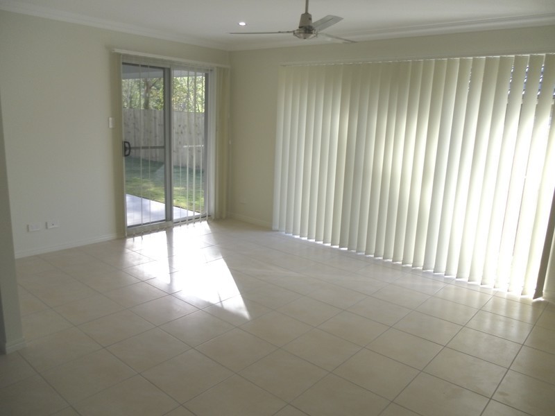 17 Cumberland Crescent, Meridan Plains QLD 4551