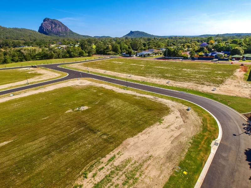 23 Clark Avenue, Glass House Mountains QLD 4518