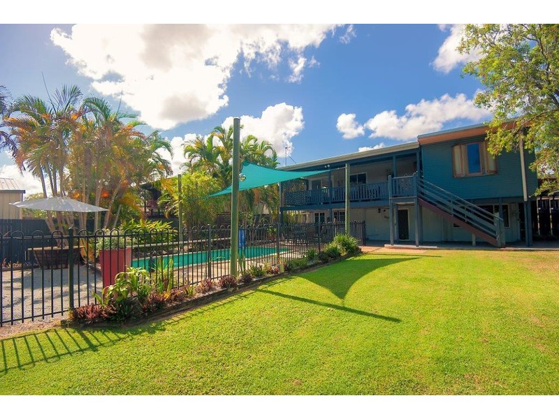 17 Brampton Avenue, Bucasia QLD 4750