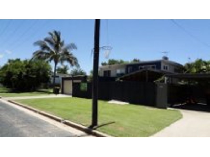 17 Brampton Avenue, Bucasia QLD 4750