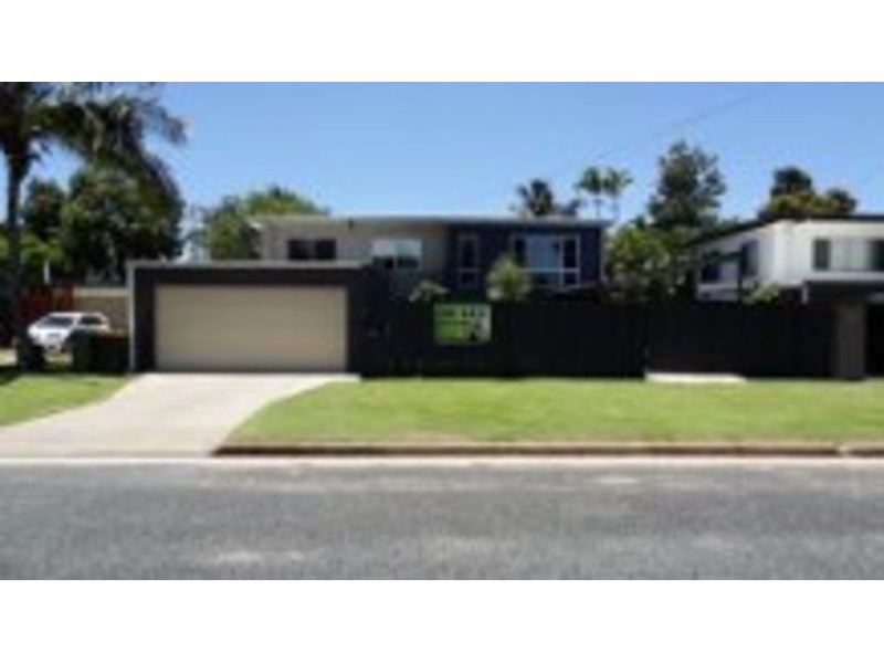 17 Brampton Avenue, Bucasia QLD 4750