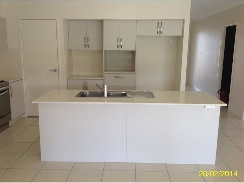3 Wilshire Place, Pelican Waters QLD 4551