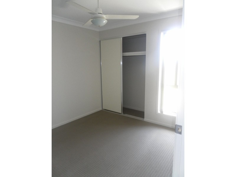 2/60 Koala Drive, Morayfield QLD 4506