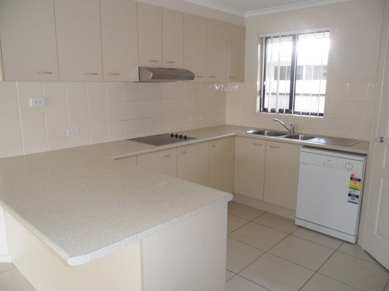 11 Davis Street, Sippy Downs QLD 4556