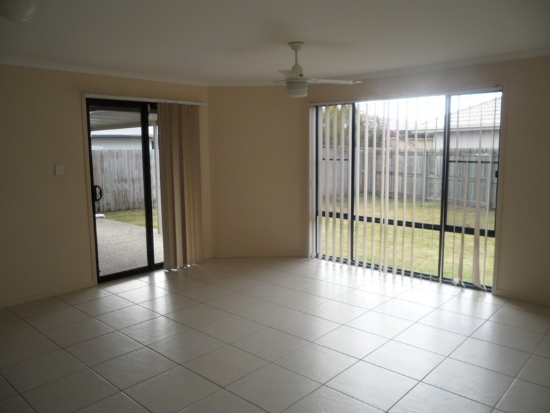 11 Davis Street, Sippy Downs QLD 4556