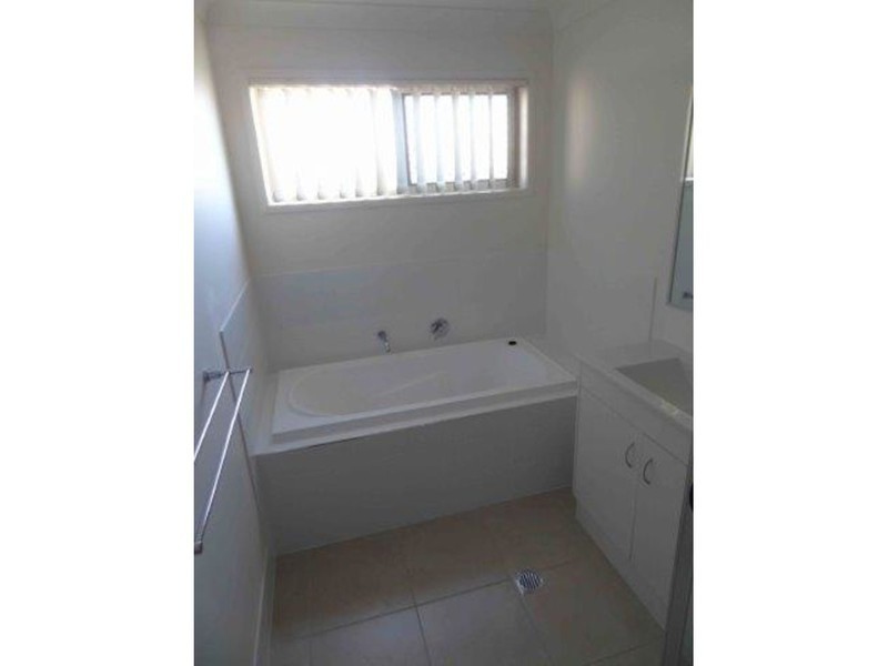 4 Warilla View, Blacks Beach QLD 4740