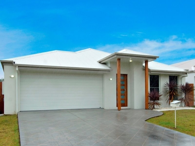 5 Silvereye Street, Sippy Downs QLD 4556