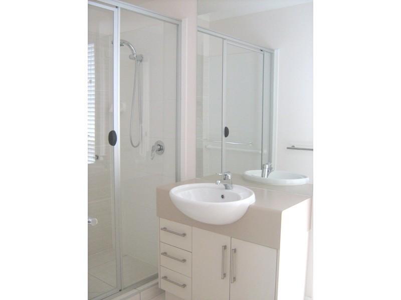 34 Latimer Crescent, Sippy Downs QLD 4556