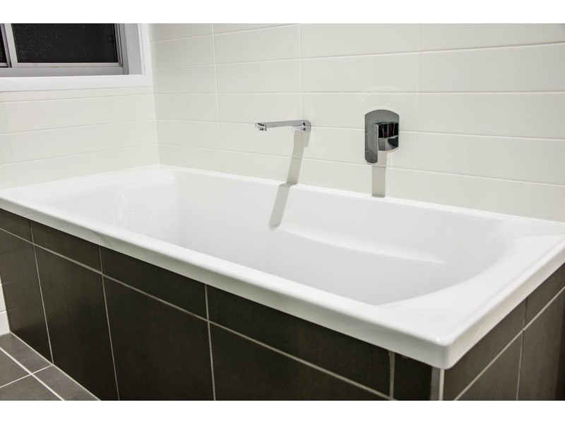 13 Clark Avenue, Glass House Mountains QLD 4518