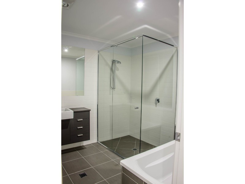 13 Clark Avenue, Glass House Mountains QLD 4518