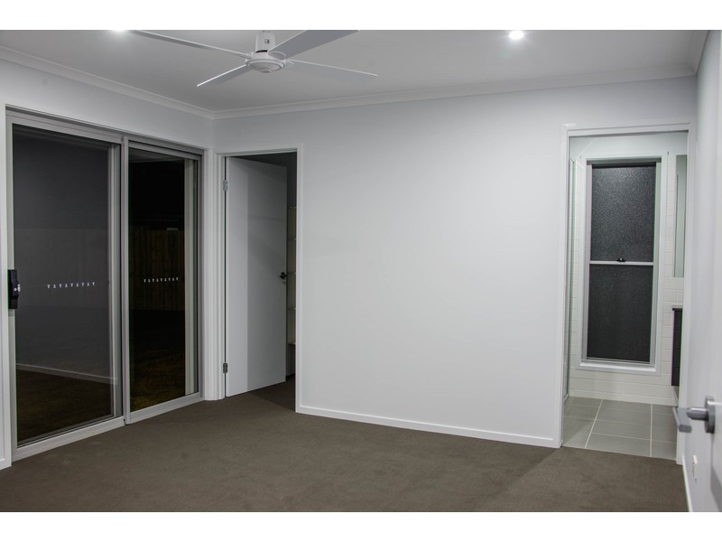 13 Clark Avenue, Glass House Mountains QLD 4518