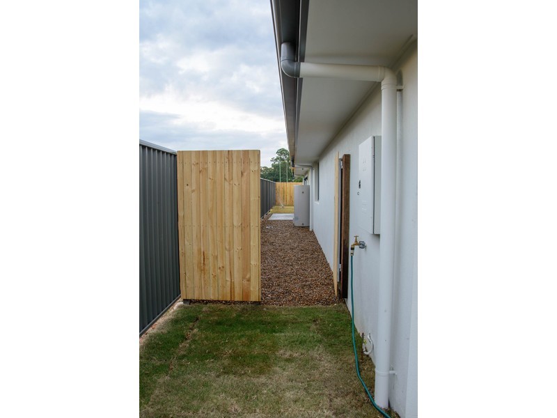 13 Clark Avenue, Glass House Mountains QLD 4518