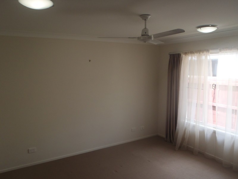 2A Whiteoak Street, Sippy Downs QLD 4556