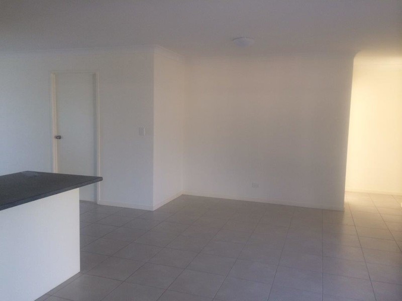 18 Burleigh Court, Blacks Beach QLD 4740