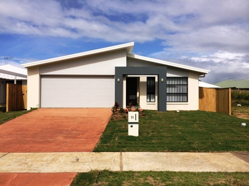 11 Esperance Avenue, Blacks Beach QLD 4740