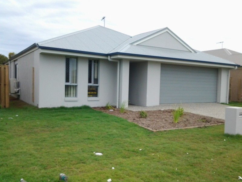 27 Scarborough Circuit, Blacks Beach QLD 4740