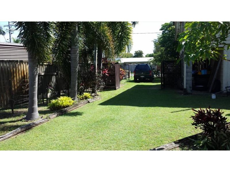 352 Slade Point Road, Slade Point QLD 4740