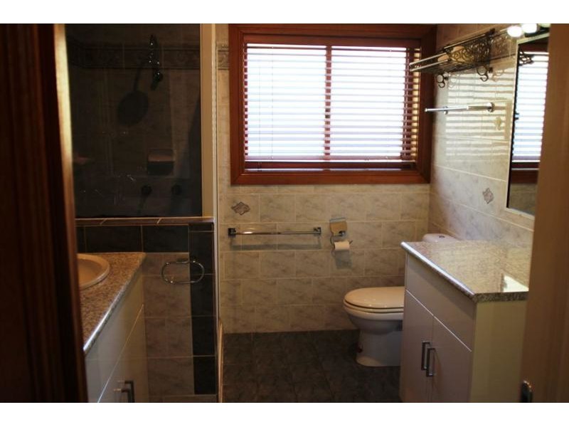 4 Triton Court, Shoal Point QLD 4750