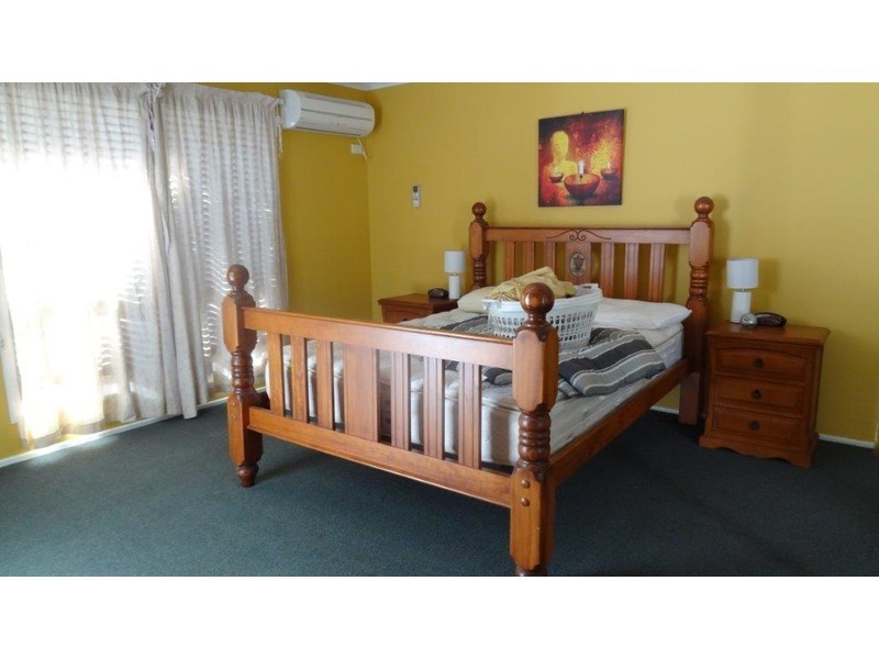 8 Palm Court, Bucasia QLD 4750