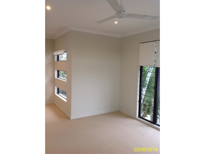 11 Waratah Crescent, Springfield Lakes QLD 4300