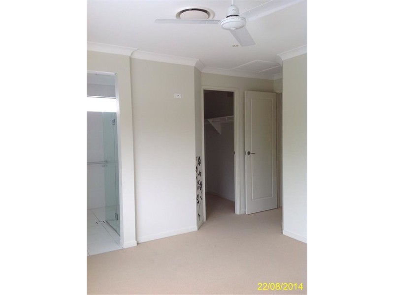 11 Waratah Crescent, Springfield Lakes QLD 4300