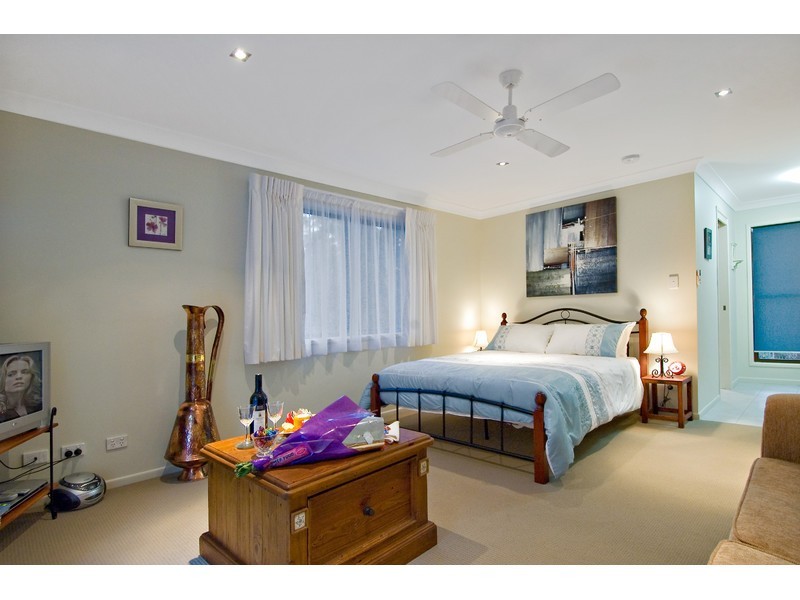 16 Nicolle Court, Mooloolah Valley QLD 4553