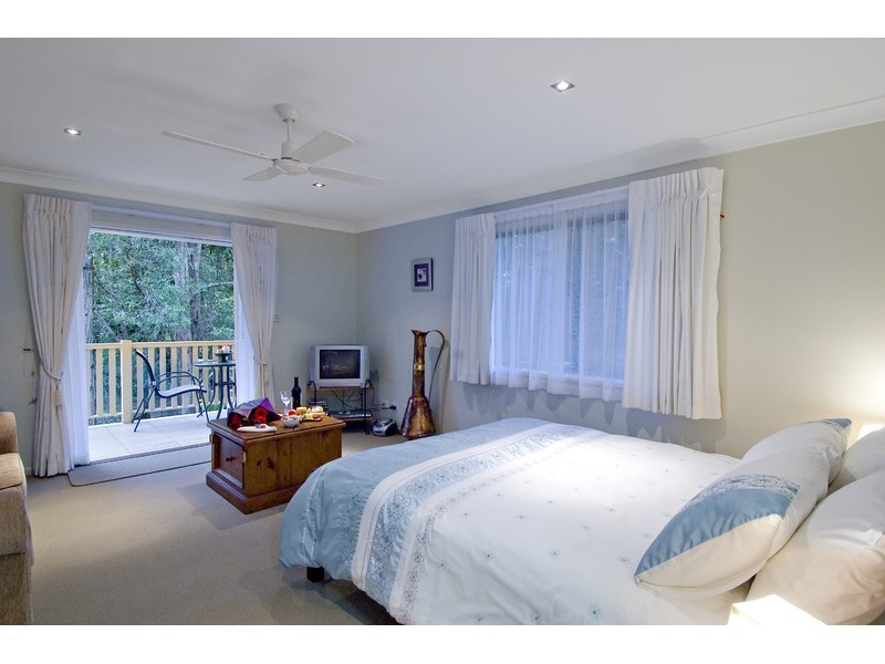 16 Nicolle Court, Mooloolah Valley QLD 4553