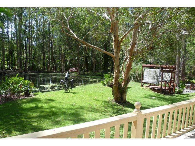 16 Nicolle Court, Mooloolah Valley QLD 4553