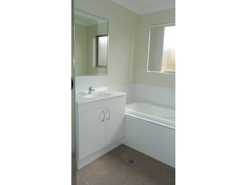 147 Whitehaven Drive, Blacks Beach QLD 4740