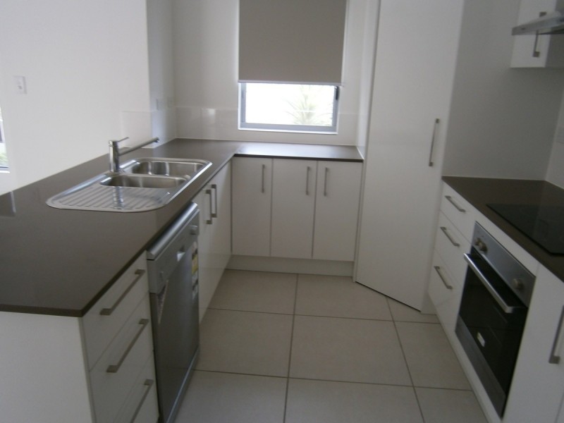 16 Macleay Lane, Maroochydore QLD 4558