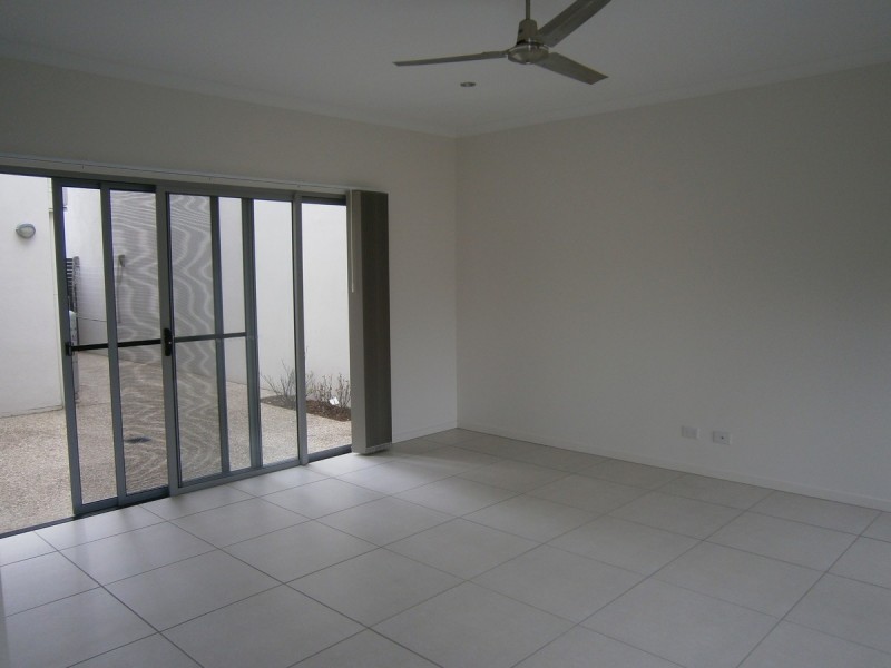 16 Macleay Lane, Maroochydore QLD 4558