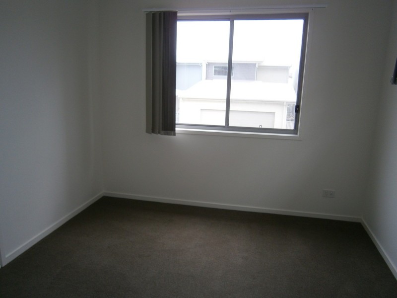 16 Macleay Lane, Maroochydore QLD 4558