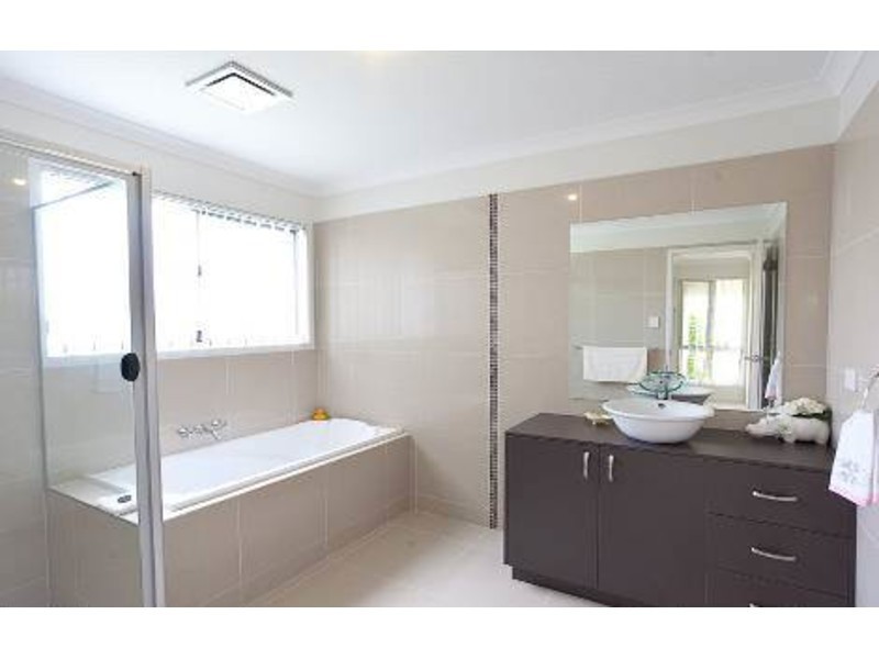 13 Ashby Street, Sippy Downs QLD 4556