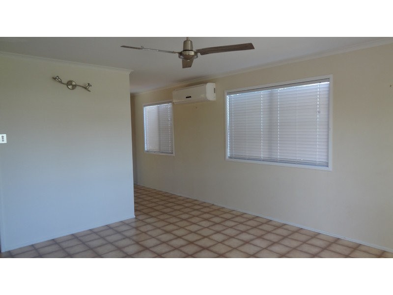 18 Cahill Crescent, Rural View QLD 4740