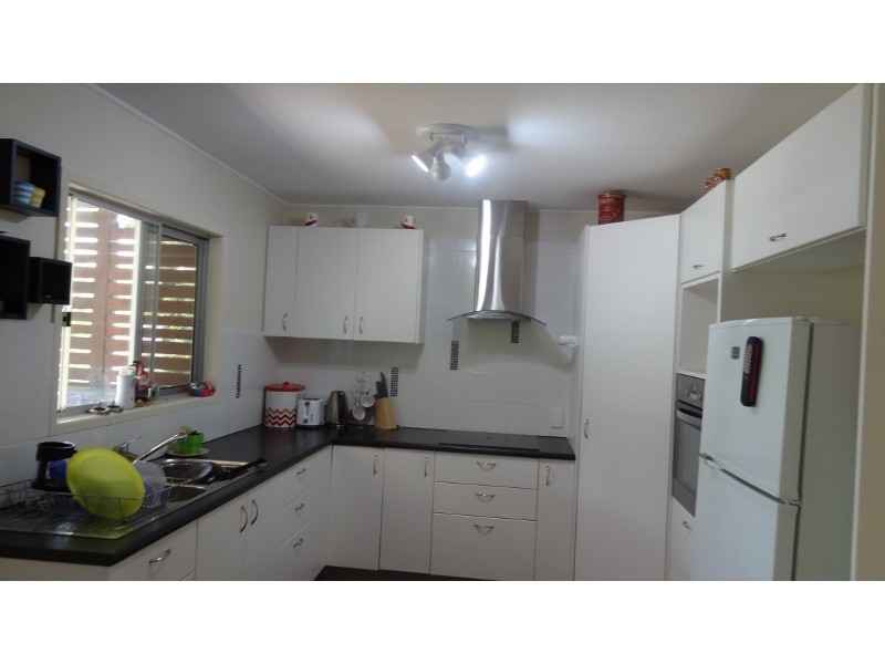 60 Waverley Street, Bucasia QLD 4750