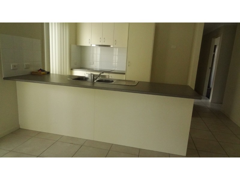 37 Scarborough Circuit, Blacks Beach QLD 4740