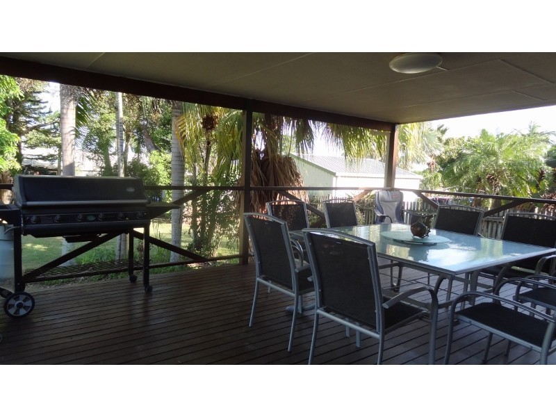 5 Stott Street, Bucasia QLD 4750