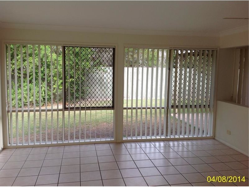 27 Oakgrove Way, Sippy Downs QLD 4556