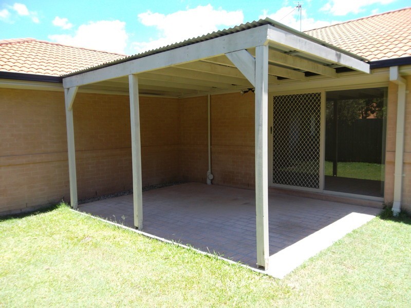 27 Oakgrove Way, Sippy Downs QLD 4556