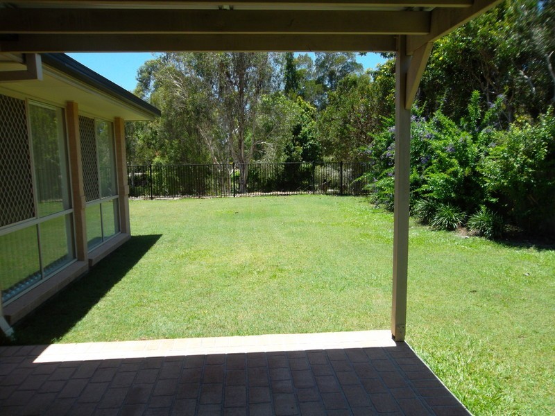 27 Oakgrove Way, Sippy Downs QLD 4556