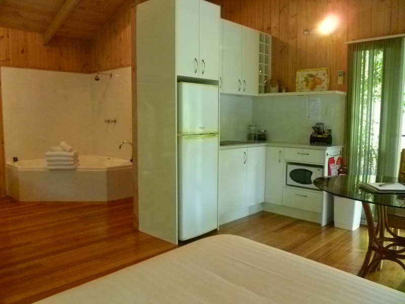 12 Cynthia Hunt Drive, Flaxton QLD 4560