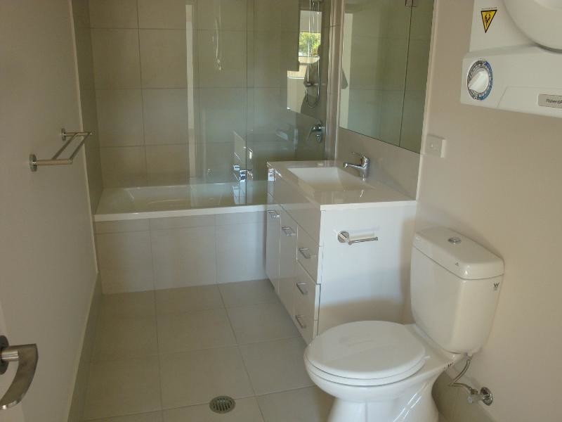 604/25 Chancellor Village Boulevard, Sippy Downs QLD 4556