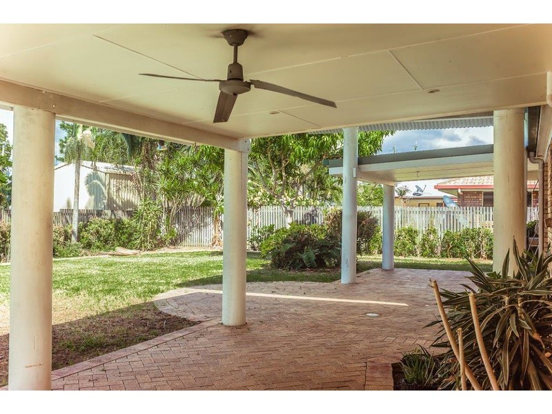 6 Nilsson Court, Bucasia QLD 4750